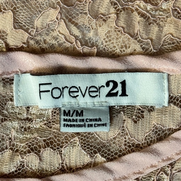 Forever 21 Vintage Light Pink lace top - Picture 5 of 6